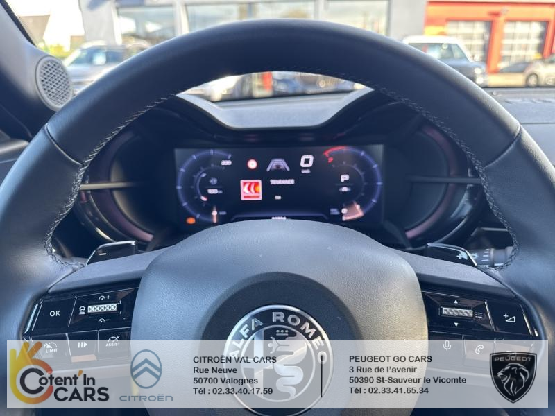 Alfa Romeo Junior 1.2 Ibrida 136ch Speciale DCT6