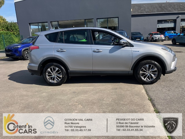 Toyota RAV4 Hybride (4) 2WD Tendance